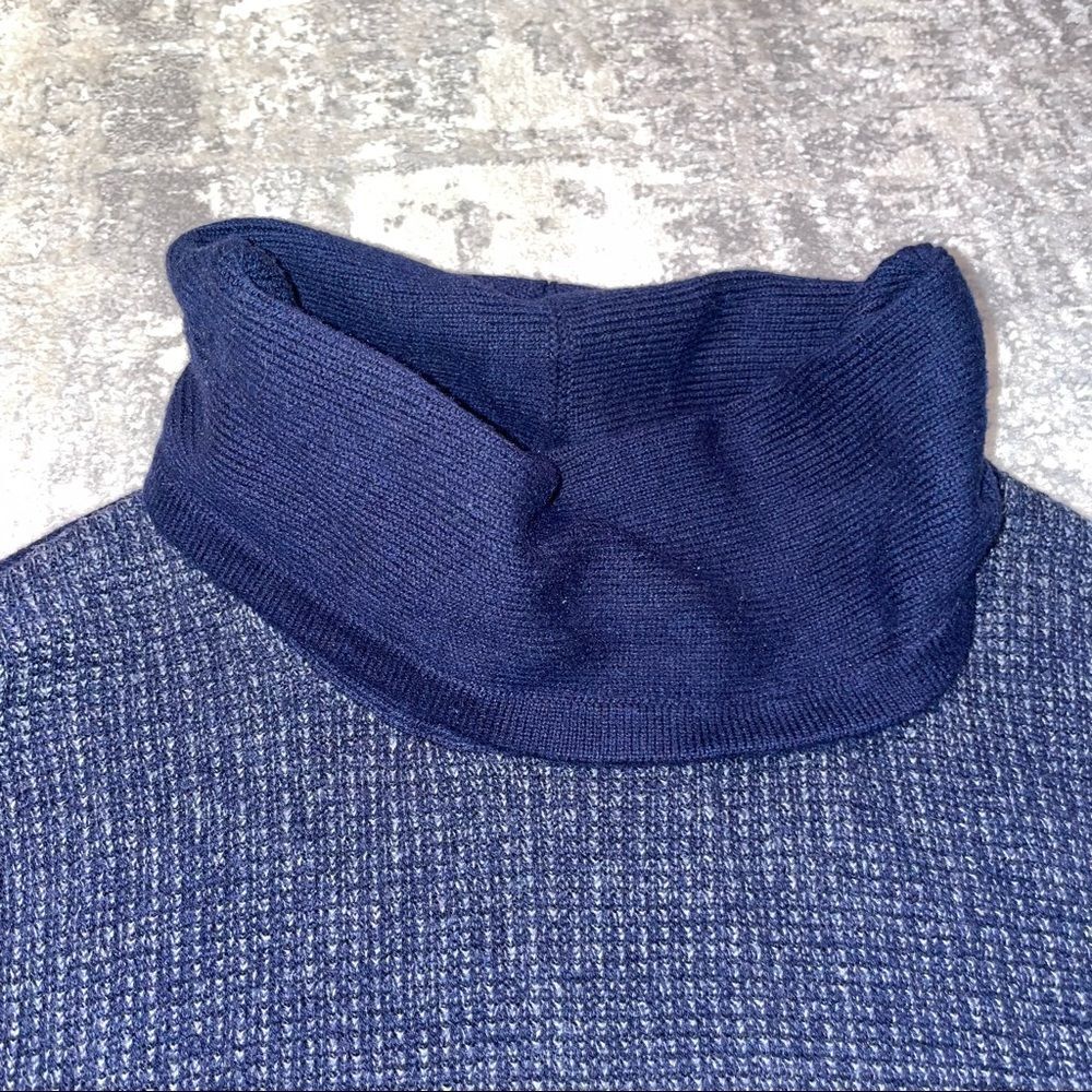 🚨 3 for $25 - EXPRESS Men's Sweater - Picture 4 of 9